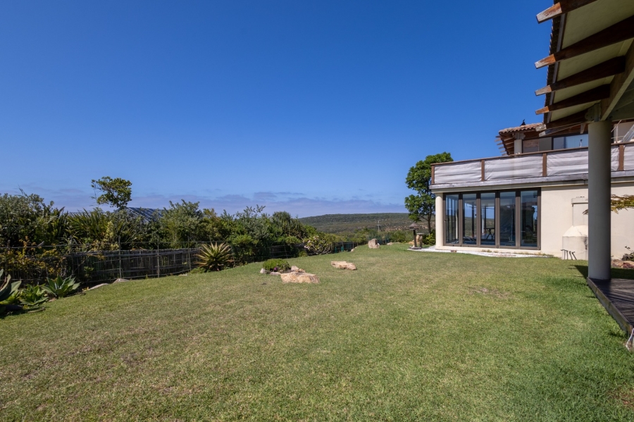 4 Bedroom Property for Sale in Whale Rock Western Cape